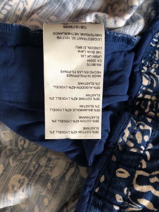 by Anthropologie The Somerset Wide Leg Jumpsuit Size XL Blue White Floral Casual - Picture 16 of 16